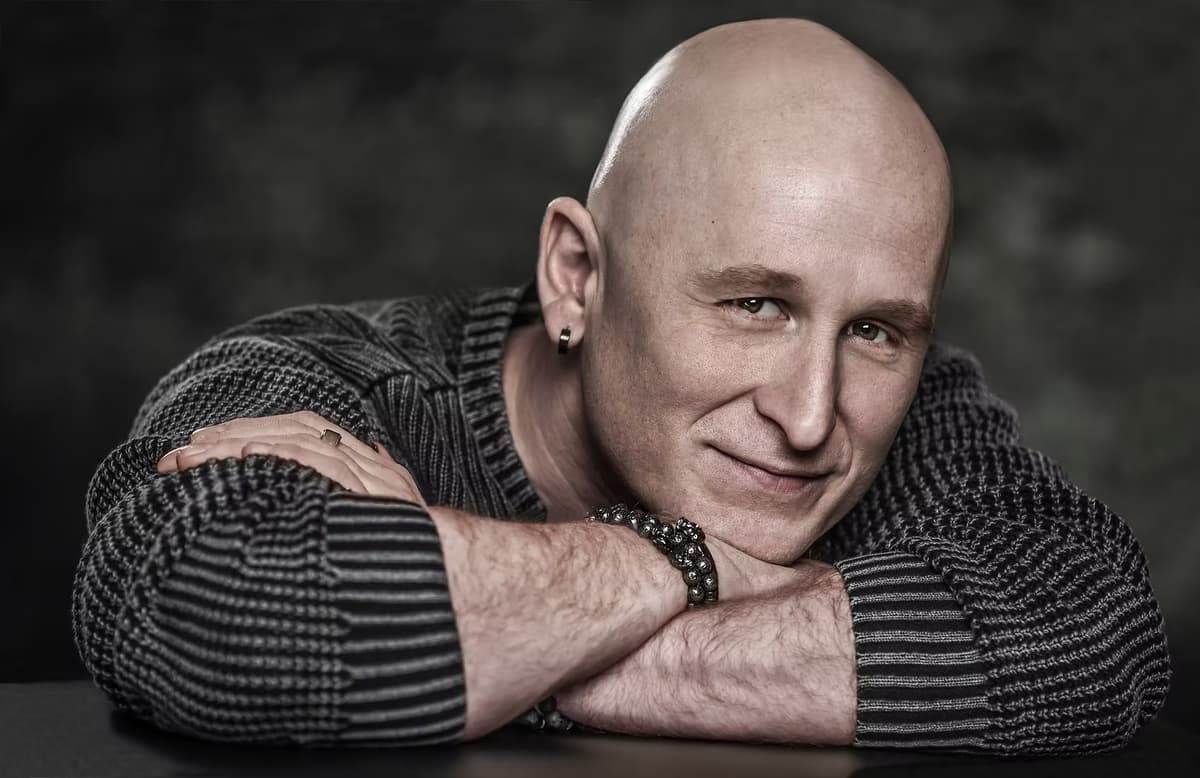 Craig Burnatowski — Headshot 4