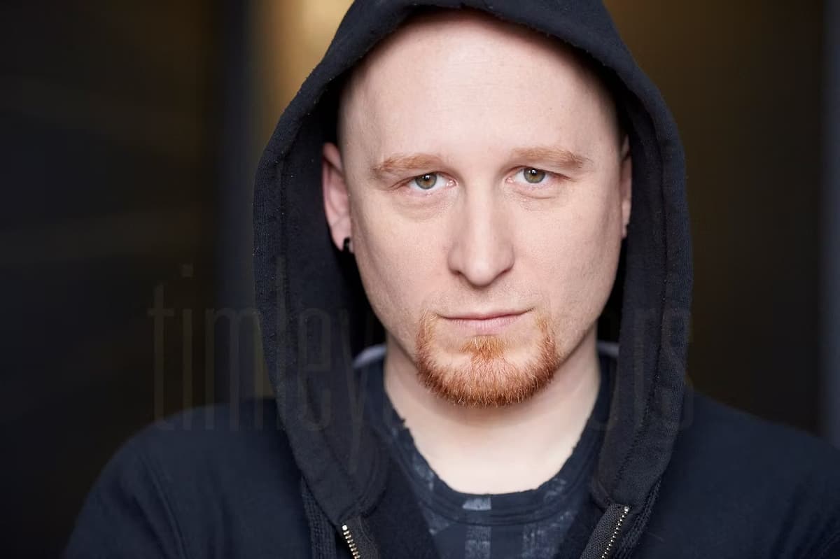Craig Burnatowski — Headshot 8